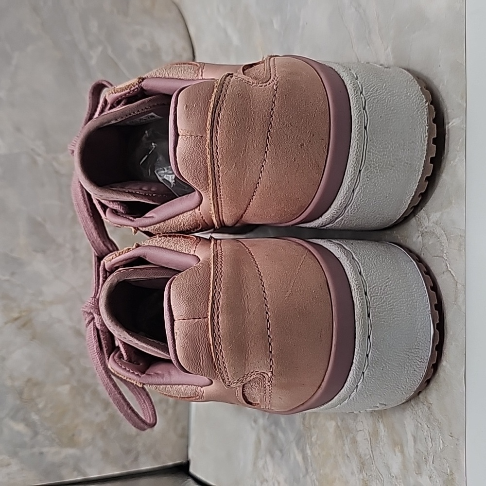 Original Pink Adidas size 7.5 - Picture 8 of 10